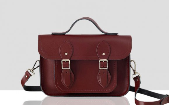 Leather messenger bag