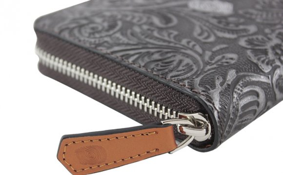 ACCORDION ZIP WALLET in