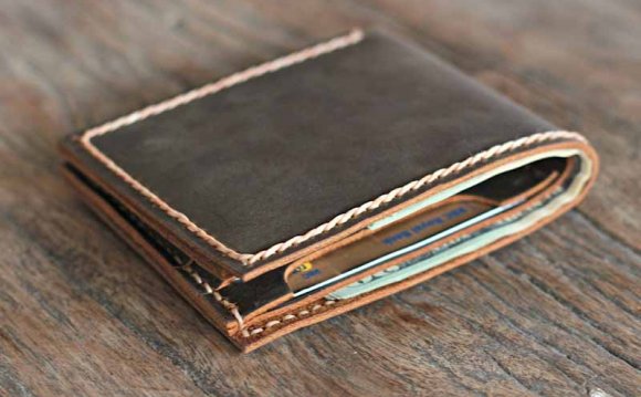 Personalized Bifold Leather