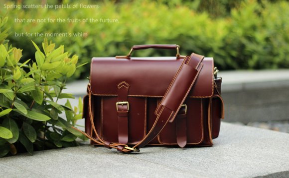 Leather briefcase messenger